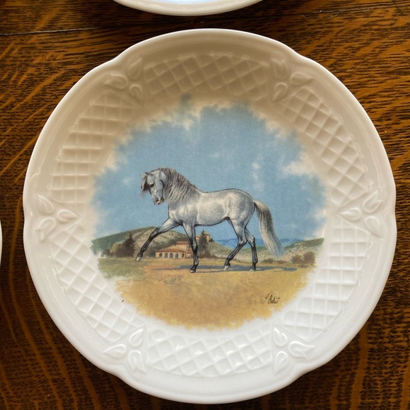 Philippe Deshoulières’s French white Limoges porcelain elegant set 6 horses rare - Picture 7 of 10